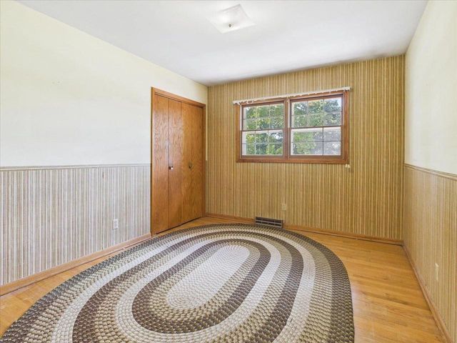 105 Holman Road, Deerfield, WI 53531