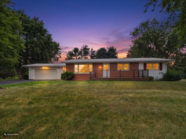 105 Holman Road, Deerfield, WI 53531