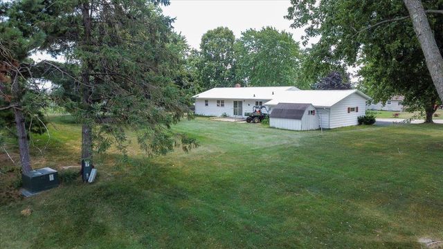 105 Holman Road, Deerfield, WI 53531