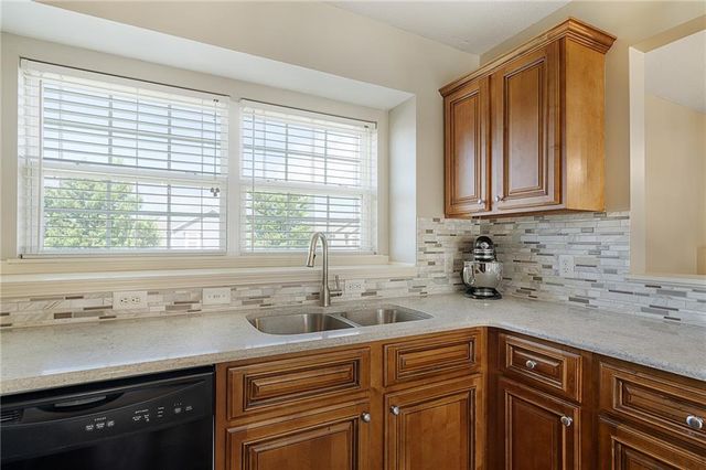 597 S Pine Street, Gardner, KS 66030