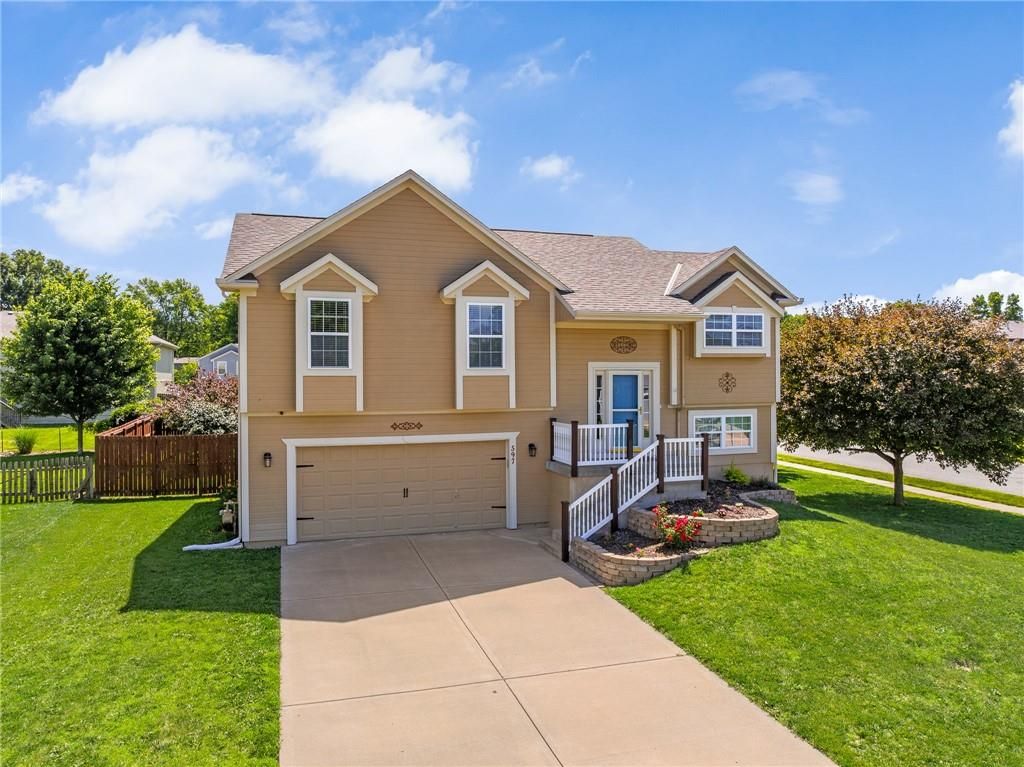 597 S Pine Street, Gardner, KS 66030