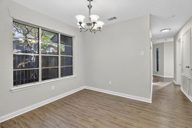 5713 Crest Pebble Dr, Corpus Christi, TX 78415