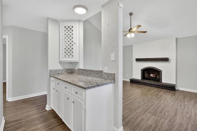 5713 Crest Pebble Dr, Corpus Christi, TX 78415