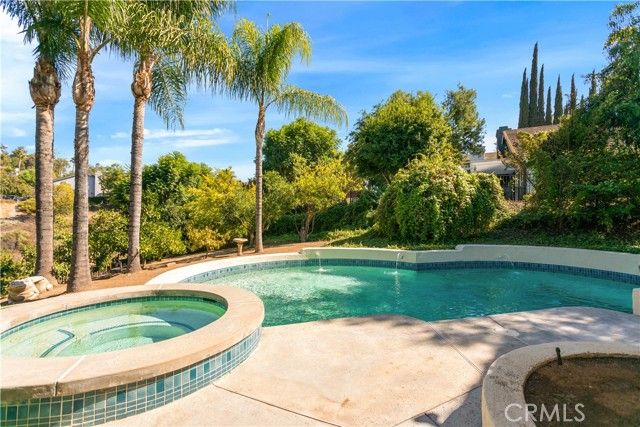 16562 Orangewind Lane, Riverside, CA 92503