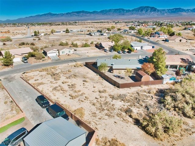111 Fairway Street, Pahrump, NV 89048