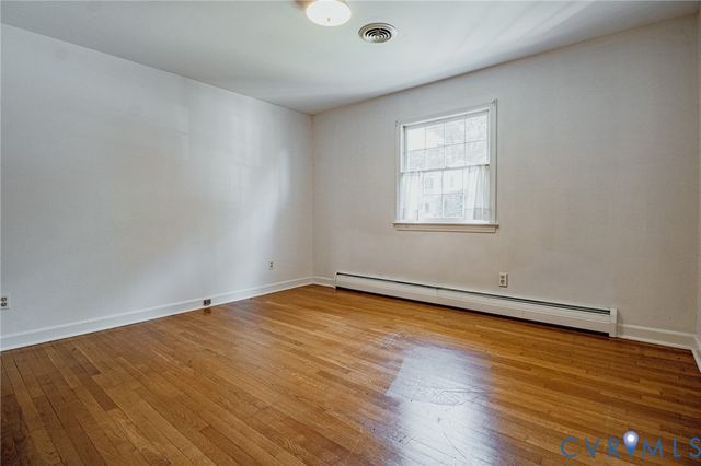 3408 N Radford Dr, Hopewell, VA 23860