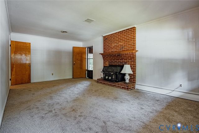 3408 N Radford Dr, Hopewell, VA 23860