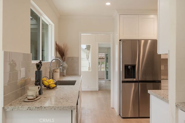 2070 El Sereno, Pasadena, CA 91103