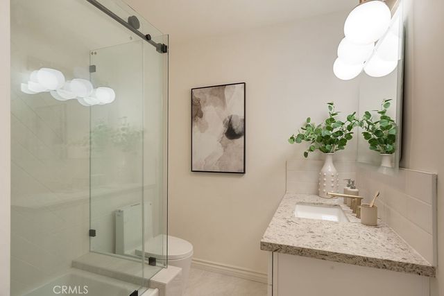 2070 El Sereno, Pasadena, CA 91103