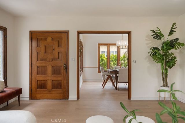 2070 El Sereno, Pasadena, CA 91103