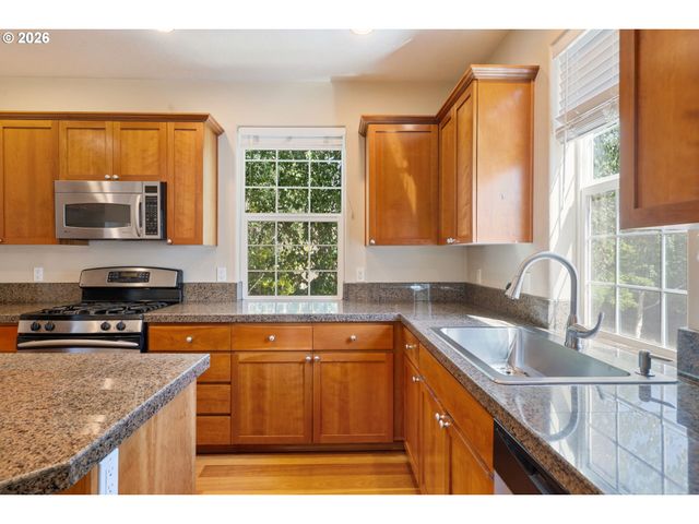 6032 Ne ALDER St, Hillsboro, OR 97124