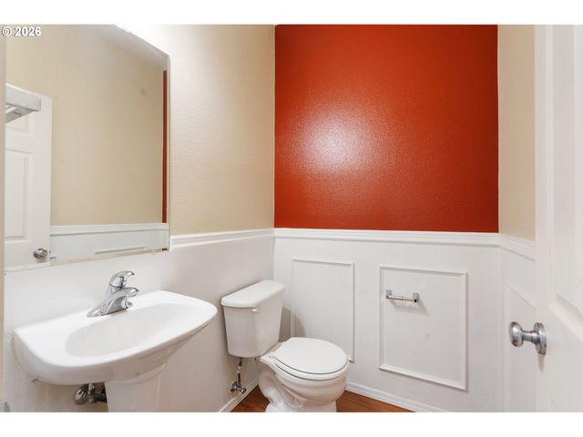 6032 Ne ALDER St, Hillsboro, OR 97124