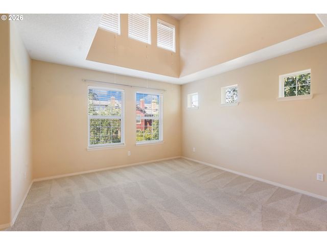 6032 Ne ALDER St, Hillsboro, OR 97124