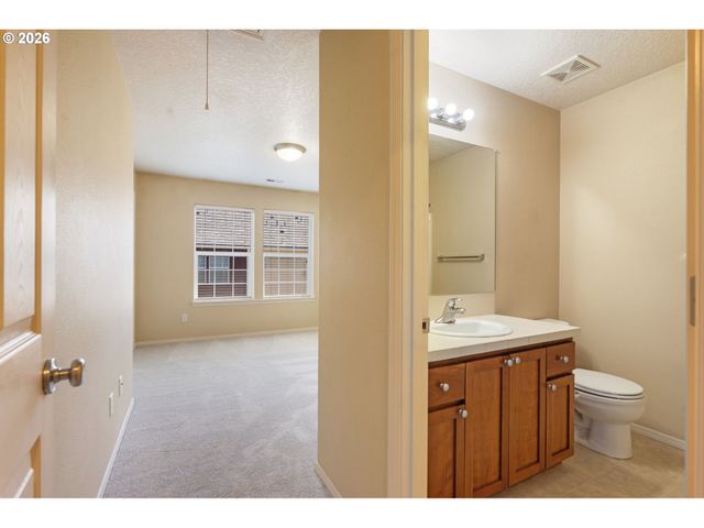 6032 Ne ALDER St, Hillsboro, OR 97124