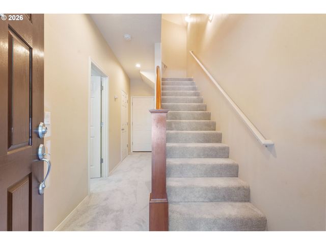6032 Ne ALDER St, Hillsboro, OR 97124