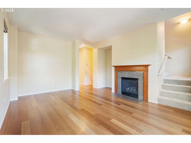 6032 Ne ALDER St, Hillsboro, OR 97124