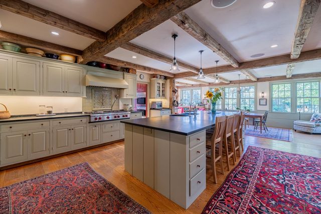 68 Green Peak Orchard S., Dorset, VT 05253