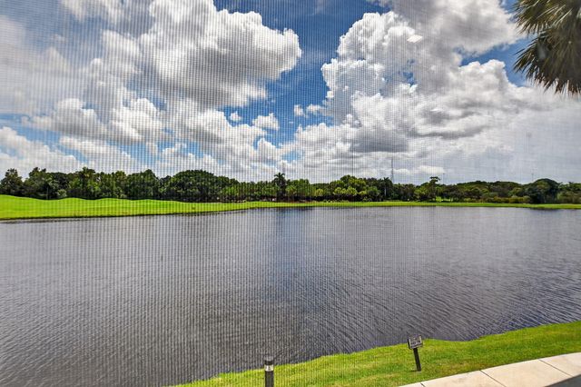 7768 Lakeside Boulevard 526, Boca Raton, FL 33434
