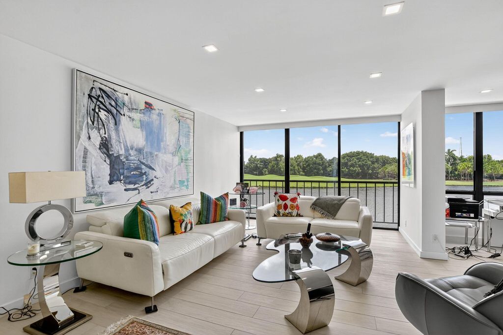 7768 Lakeside Boulevard 526, Boca Raton, FL 33434