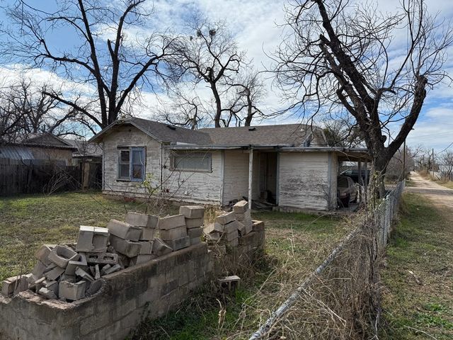14 N Marie Street, San Angelo, TX 76903