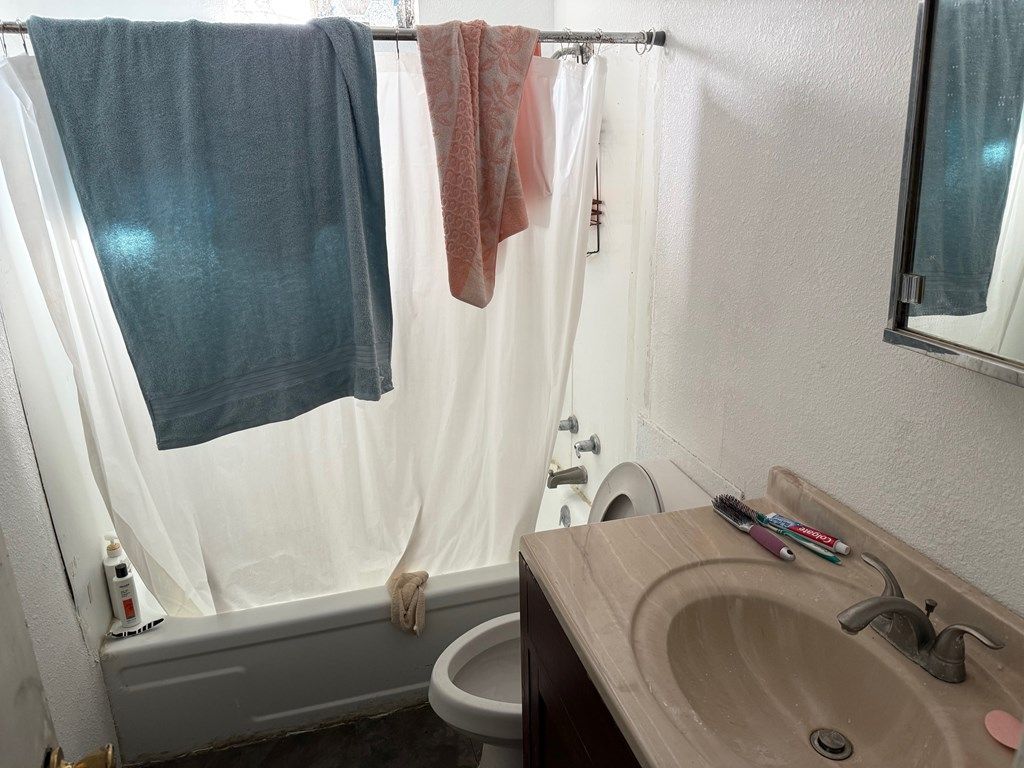 Image 4 of property listing at 14 N Marie St, San Angelo, TX 76903