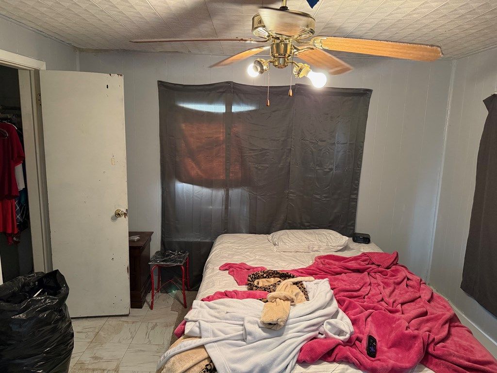 Image 6 of property listing at 14 N Marie St, San Angelo, TX 76903