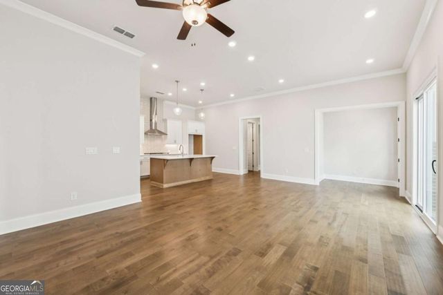 126 Herring Drive, Hoschton, GA 30548