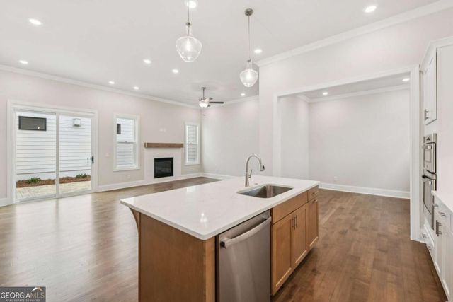 126 Herring Drive, Hoschton, GA 30548