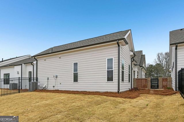 126 Herring Drive, Hoschton, GA 30548