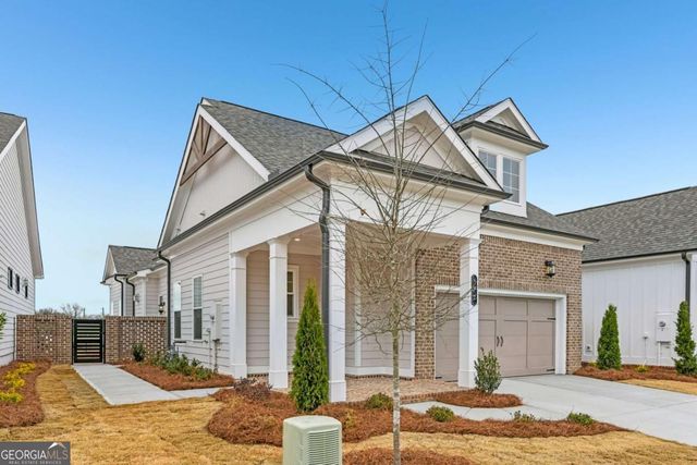 126 Herring Drive, Hoschton, GA 30548
