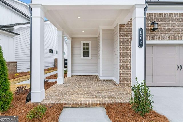126 Herring Drive, Hoschton, GA 30548