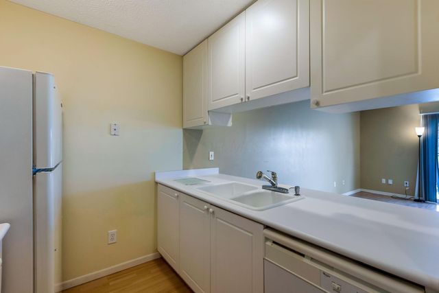 6832 Axtel Drive, 23D, Canal Winchester, OH 43110