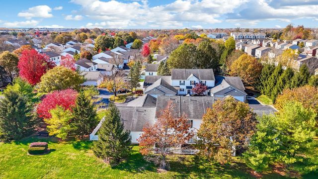 6832 Axtel Drive, 23D, Canal Winchester, OH 43110