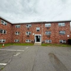 345 Hildreth St 21, Lowell, MA 01850