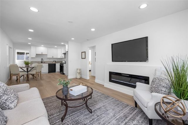 201 S Melrose, Placentia, CA 92870