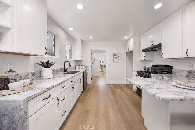 201 S Melrose, Placentia, CA 92870