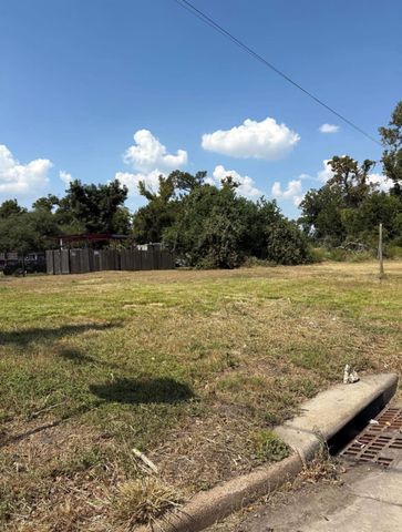 0000 Cavalcade Street, Houston, TX 77026
