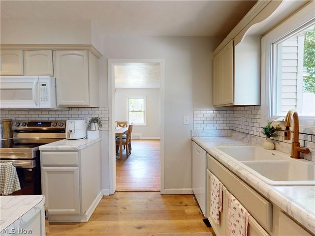 26 Hurst Road, Painesville Twp, OH 44077