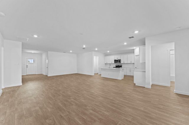 168 Teal ST, Fredericksburg, TX 78624