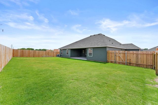 168 Teal ST, Fredericksburg, TX 78624