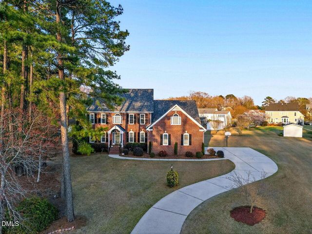 5009 Beckwyck Drive, Fuquay Varina, NC 27526