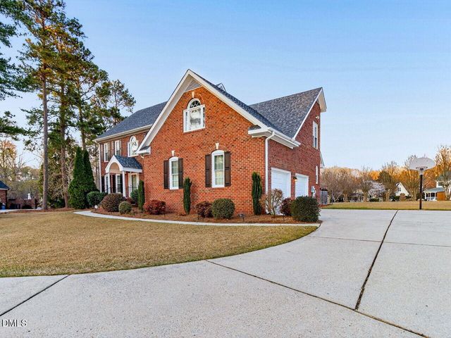 5009 Beckwyck Drive, Fuquay Varina, NC 27526