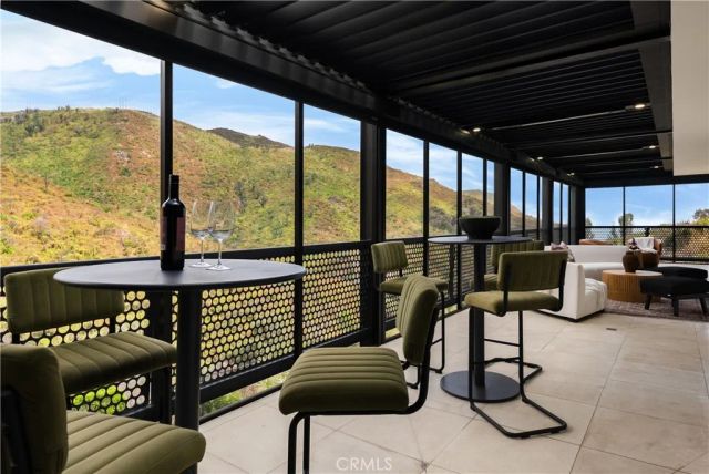 21656 Las Flores Heights, Malibu, CA 90265