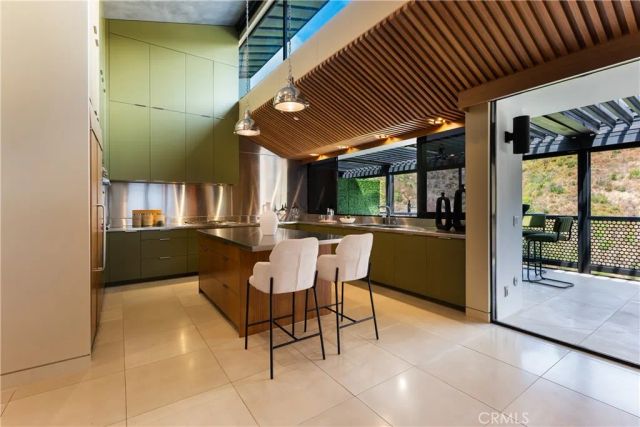 21656 Las Flores Heights, Malibu, CA 90265
