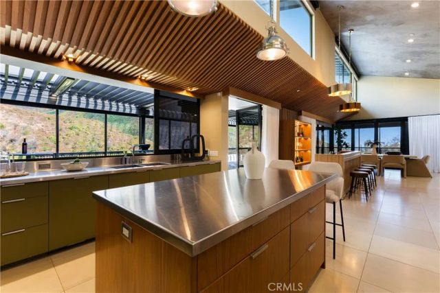 21656 Las Flores Heights, Malibu, CA 90265