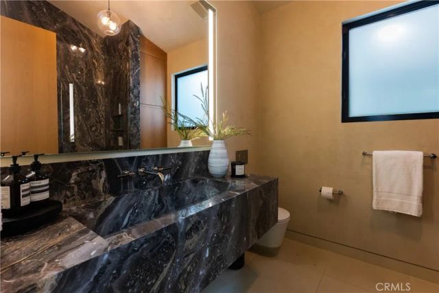 21656 Las Flores Heights, Malibu, CA 90265