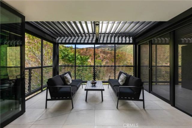 21656 Las Flores Heights, Malibu, CA 90265