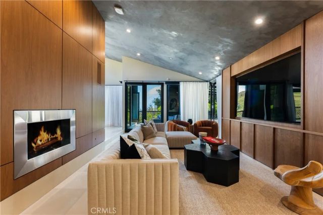 21656 Las Flores Heights, Malibu, CA 90265