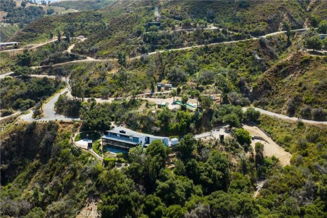 21656 Las Flores Heights, Malibu, CA 90265