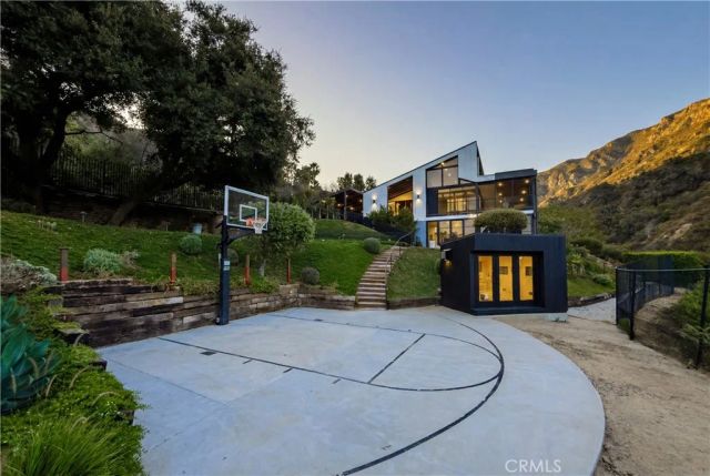 21656 Las Flores Heights, Malibu, CA 90265